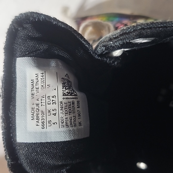 Junior Converse All-Star Sneakers 👟 - Picture 5 of 8